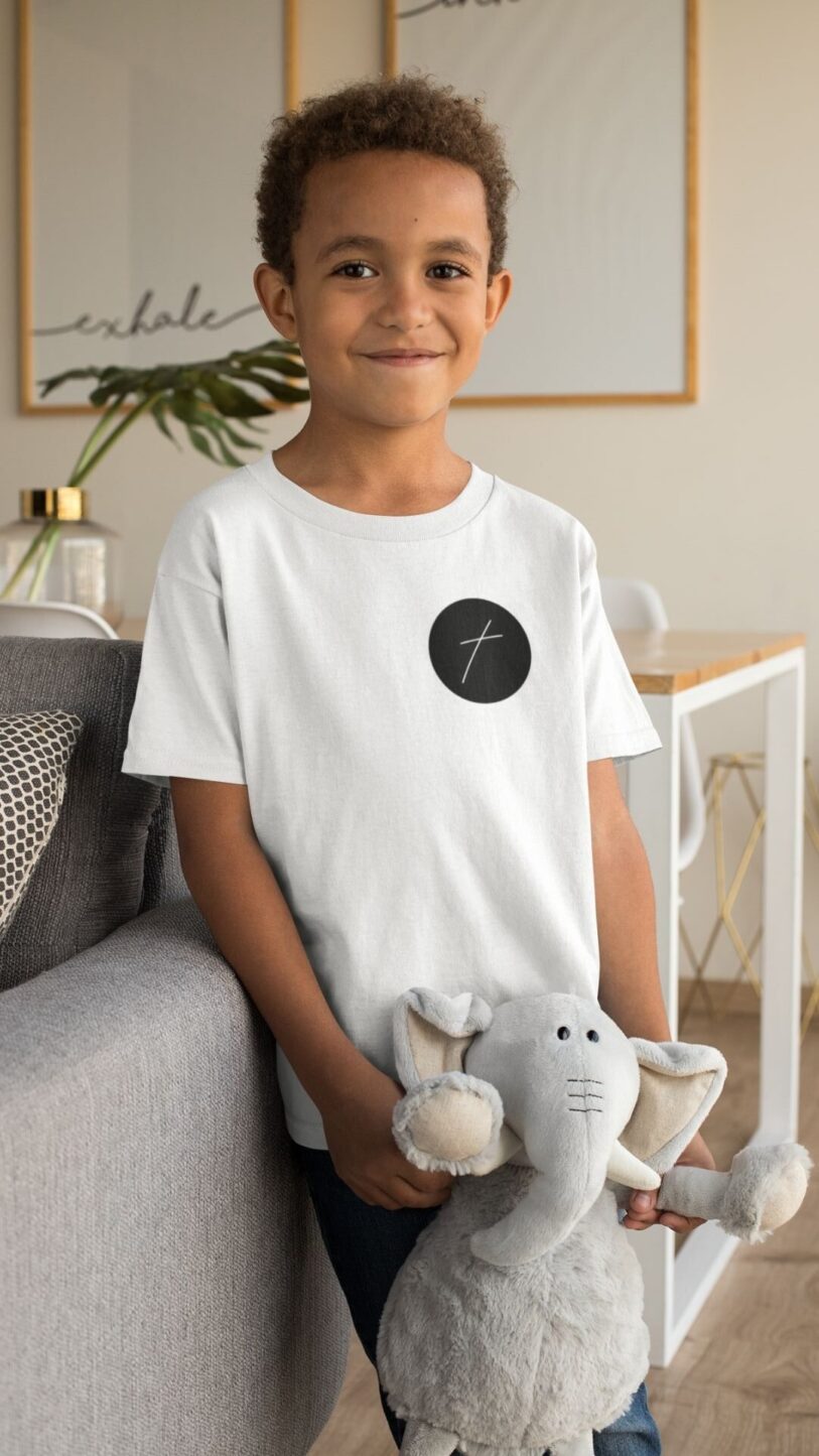 Faith on Cotton - The cross of Jesus Christ (small cross) medium fit t-shirt - boys and girls - Unisex - Organic - 100% Cotton - White 1